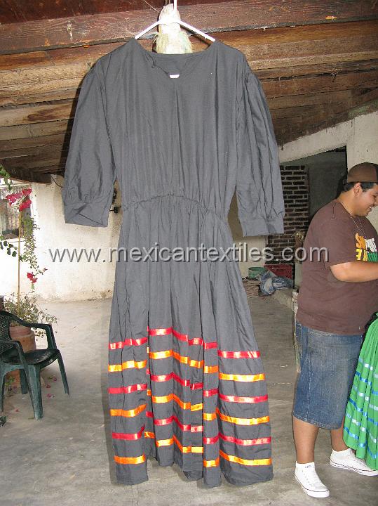 Cucapa dress3.JPG - Cucapa traditional dress, now only used for burial and festivals.
